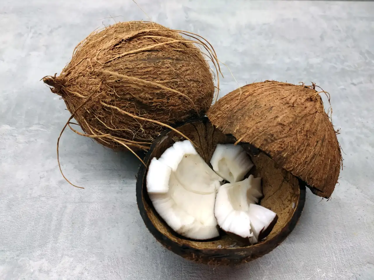 塑料收纳箱生产工艺流程与质量管控要点分析